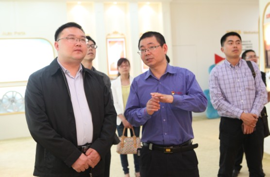 共青團山西省委副書記朱斌到尊龍凱時指導共青團工作