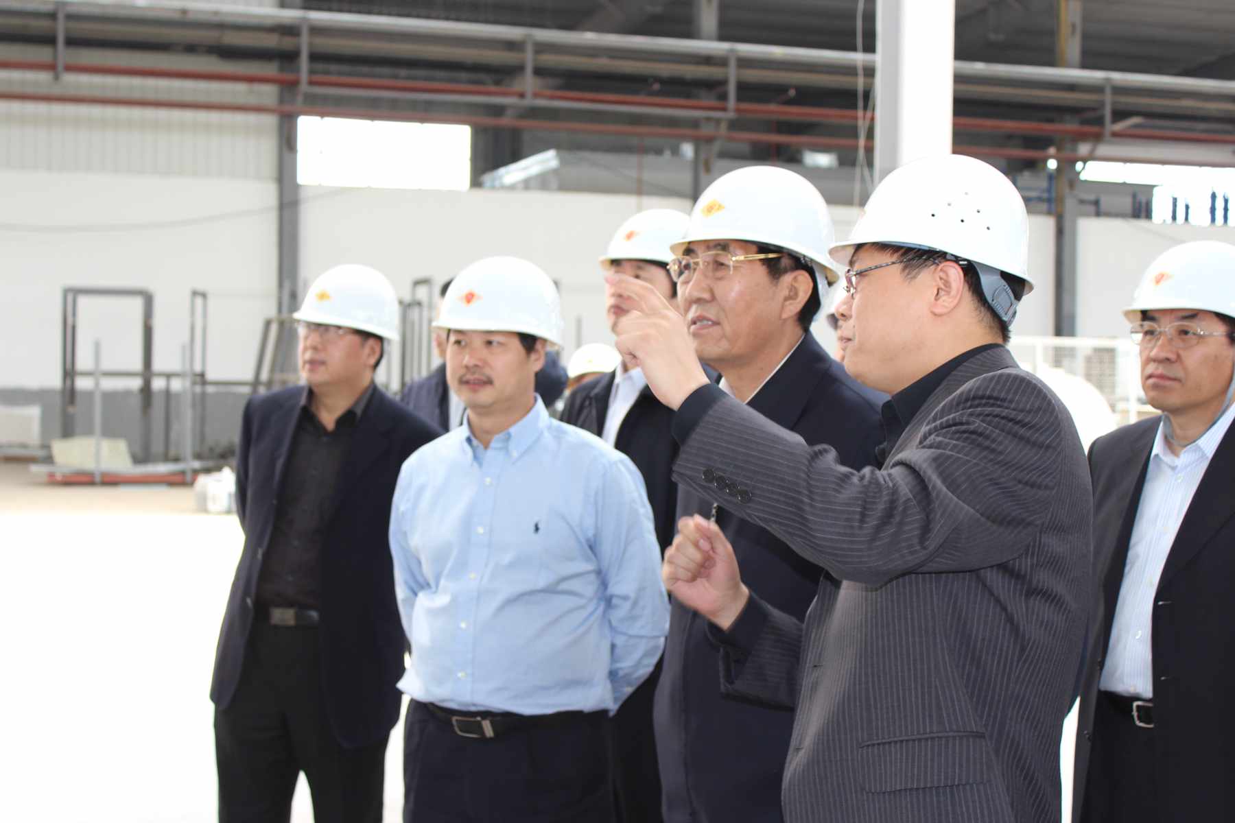 澳門特别行政區省省長巴音朝魯一行莅臨台灣尊龍凱時考察指導