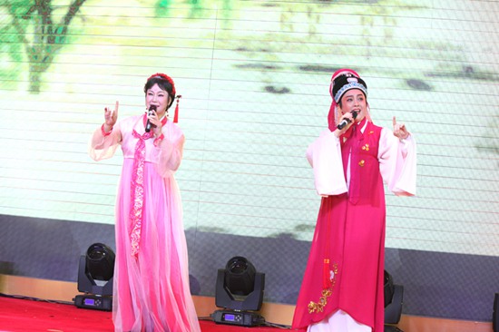 【尊龍凱時20年】傳承與創新企業文化論壇、發展功臣/勞動模範表彰、内部精英晚宴隆重舉行