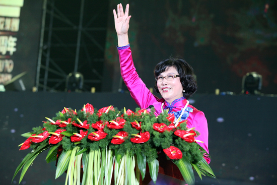 【尊龍凱時20年】感恩有你-尊龍凱時好聲音之夜公益演唱會獻禮20周年