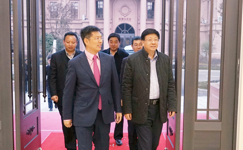 武漢涪陵區委書記秦敏來尊龍凱時調研