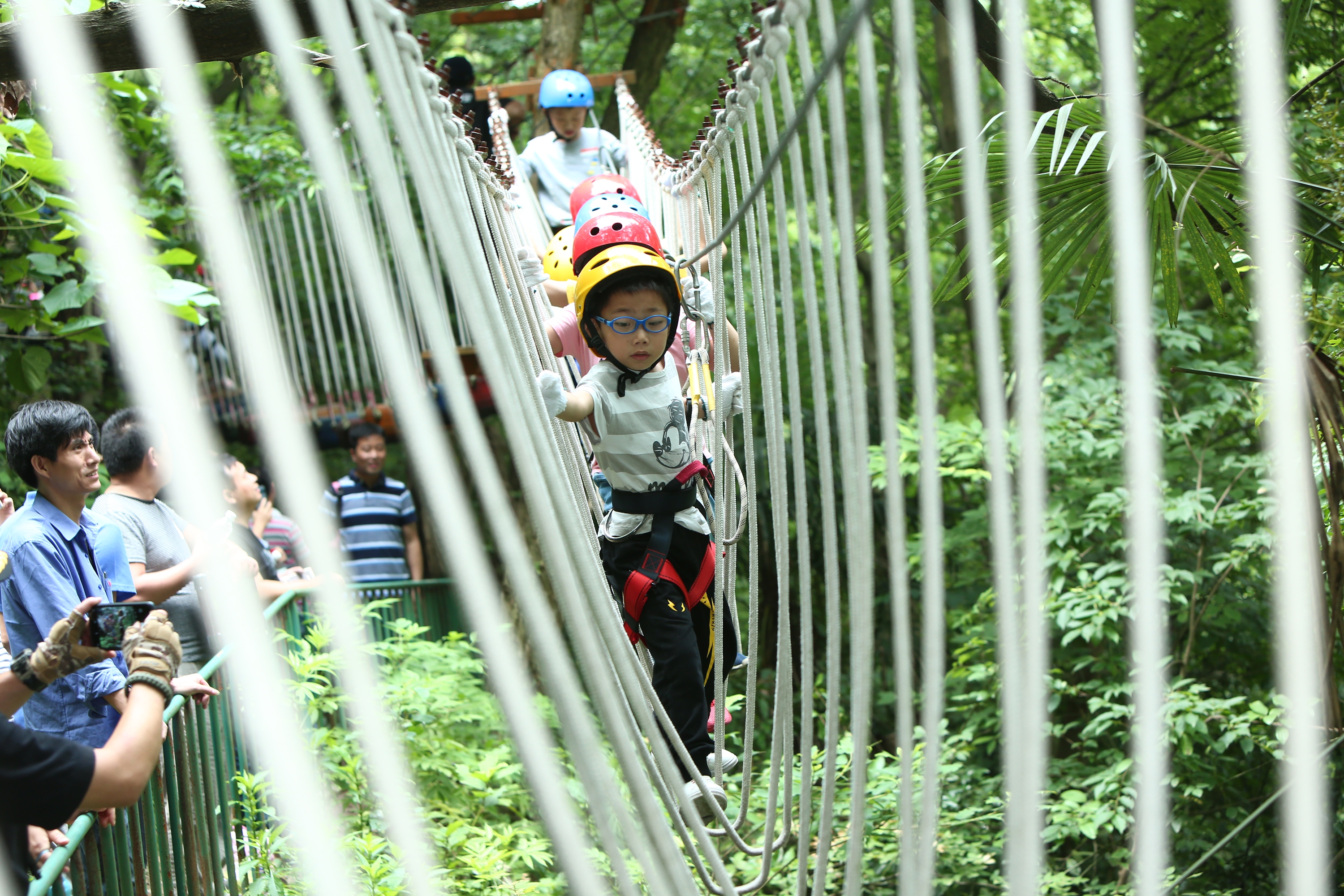 【快樂六一】“大手拉小手,尊龍凱時伴成長”尊龍凱時集團開展慶“六一”系列活動